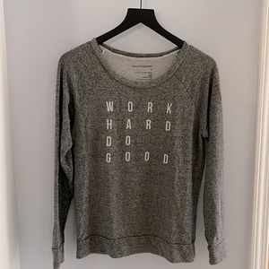 Good hYOUman WORK HARD pullover top